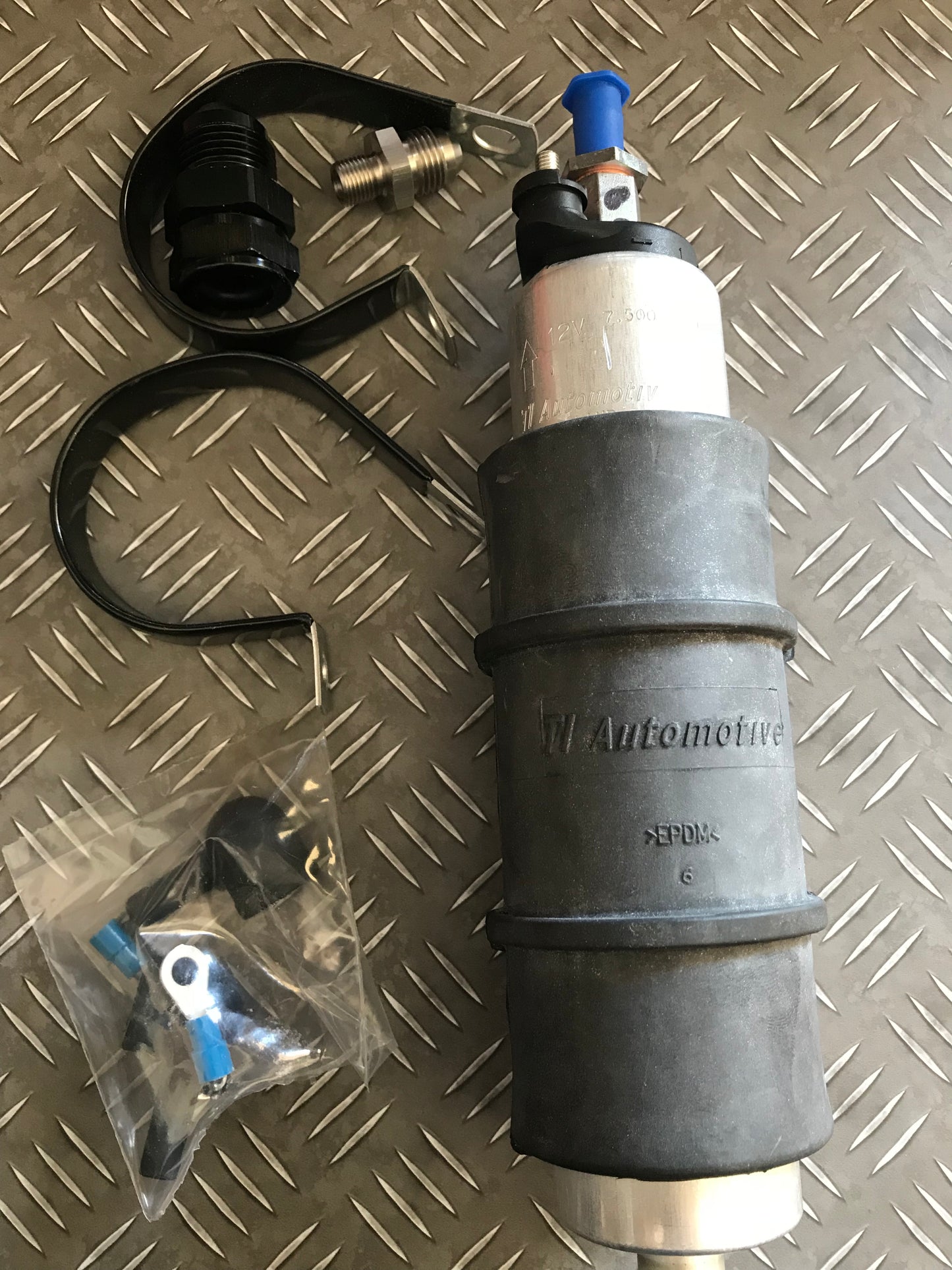 Pier burg EFI Highflow External Pump 360LPH E85 43MM